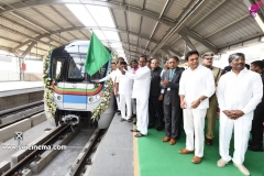 KCR-starts-metro-to-MGBS-from-Jubli-station-6