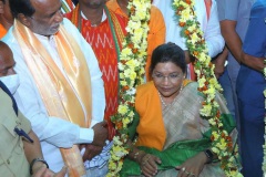 Kishan-Reddy-and-Renuka-Singh-visited-Sammakka-Saralammala-1