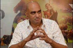 Krish-Jagarlamudi-interview-Photos-8