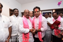 Ktr-met-municipal-incharges-and-secretaries-@-Telangana-Bhavan-7