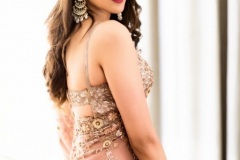 latest-Photos-Pragyajaiswal-8