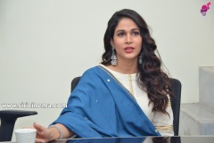 Lavanya-Tripathi-New-Stills-2