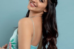 Malavika-Sharma-Glamour-Photos-17