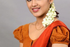 Malavika-Sharma-New-Photos-15