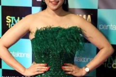 Mannara-Chopra-Photos-5