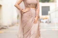 Mehreen-Kaur-Pirzad-New-Stills-1