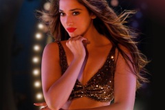 Milky-Beauty-Tamanna-Kodite-Full-Video-Song-In-Gani-Movie-2