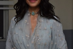 Mrunal-Thakur-New-Photos-20