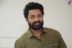 Nandamuri-Kalyan-Ram-Interview-photos-4