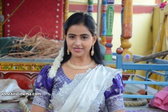 Naveena-Reddy-New-Photos-9