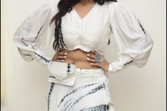 Neha-Deshpaney-New-Photos-4