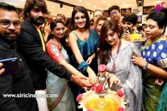 Nidhhi-Agerwal-and-Karthikeya-launch-KLM-Shopping-Mall-22