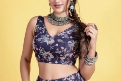 Nidhhi-Agerwal-New-Stills-4