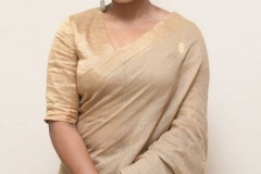 Nivetha-Thomas-New-Photos-12