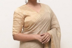 Nivetha-Thomas-New-Photos-14