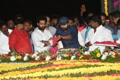 NTR-Kalyan-Ram-visits-NTR-Ghat-14