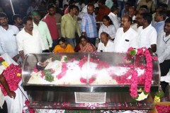 Political-celebs-pay-last-respect-to-Kodela-30