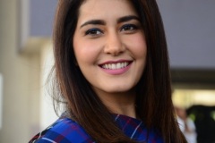 Raashi-Khanna-New-Photos-16