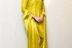 Raashi-Khanna-New-Photos-12