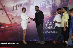 Radheshyam-trailer-release-launch-in-Mumbai-Photos-25