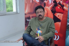 Ram-Gopal-Varma-interview-Photos-Ladki-Movie-10