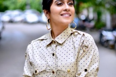 Regina-Cassandra-New-Photos-7