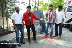 Right-movie-First-Look-and-Motion-Poster-Launched-by-Victory-Venkatesh-12