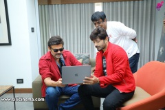 Right-movie-First-Look-and-Motion-Poster-Launched-by-Victory-Venkatesh-2