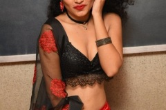 Riya-New-Photos-8