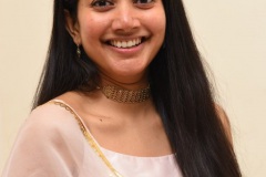 Sai-Pallavi-New-Photos-18