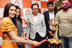 Samantha-launches-Azent-Overseas-education-center-Hyderabad-4