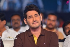 Sarileru-Neekevvaru-Blockbuster-Ka-Baap-celebrations-11