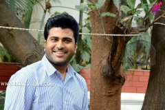 sharwanand-interview-photos-14