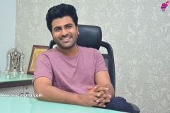 Sharwanand-interview-pics-7