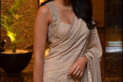 Shobitha-Dhulipala-New-Photos-4