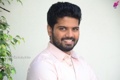 Sinha-interview-Photos-3