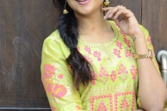 Smruthi-Venkat-New-Photos-11