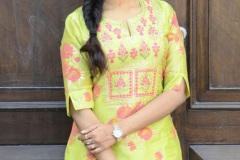 Smruthi-Venkat-New-Photos-4