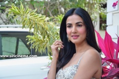 Sonal-Chauhan-interviews-photos-8