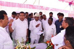 Sri-K-Chandrashekhar-Rao-visit-to-Edula-Vattem-5