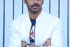 Srikanth-sriram-New-Photos-12