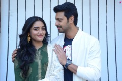 sriram-And-Hrithika-Srinivas-New-Photos-9