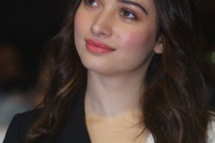 Tamannah-Bhatia-New-Photos-21