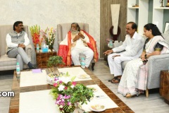 Telangana-Chief-Minister-Kalvakuntla-Chandrasekhar-Rao-met-Jharkhand-Chief-Minister-Hemant-Soren-7