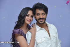 Veyi-Subhamulu-Kalugu-Neeku-Movie-Pre-Release-Event-Photos-3