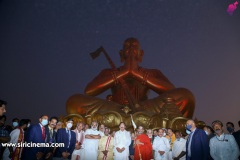 Vice-President-Venkaiah-Naidu-Chiranjeevi-Visits-Muchintal-Statue-Photos-4