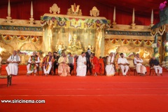 Vice-President-Venkaiah-Naidu-Chiranjeevi-Visits-Muchintal-Statue-Photos-9