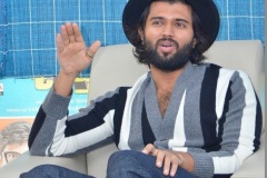 Vijay-Devarakonda-Interview-Photos-14