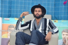 Vijay-Devarakonda-Interview-Photos-15