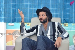 Vijay-Devarakonda-Interview-Photos-16